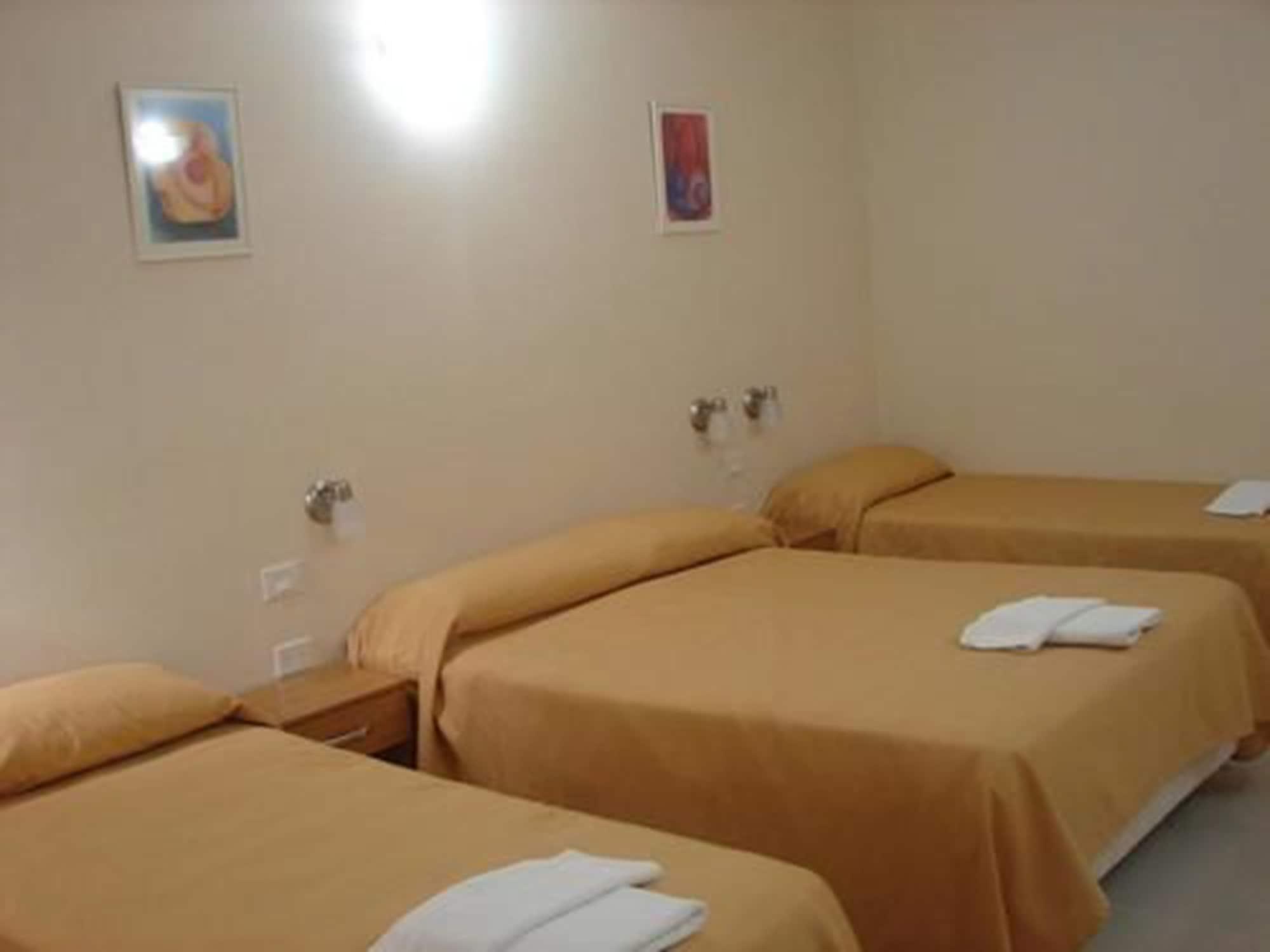Hotel Cheltum Trelew