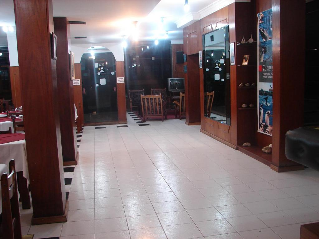 Cheltum Hotel Trelew